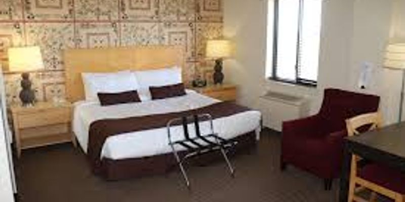 Anchorage Apartment: 1020 W 12th Ave