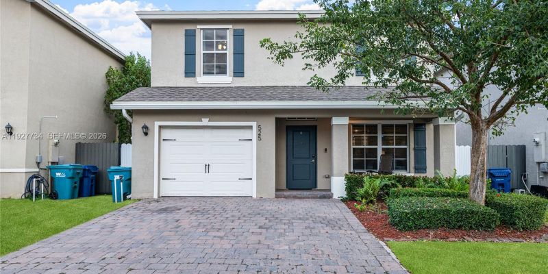 Homestead House: 525 NE 6th Pl