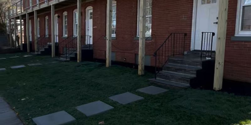 Bristol Apartment: 185 Laurel Street