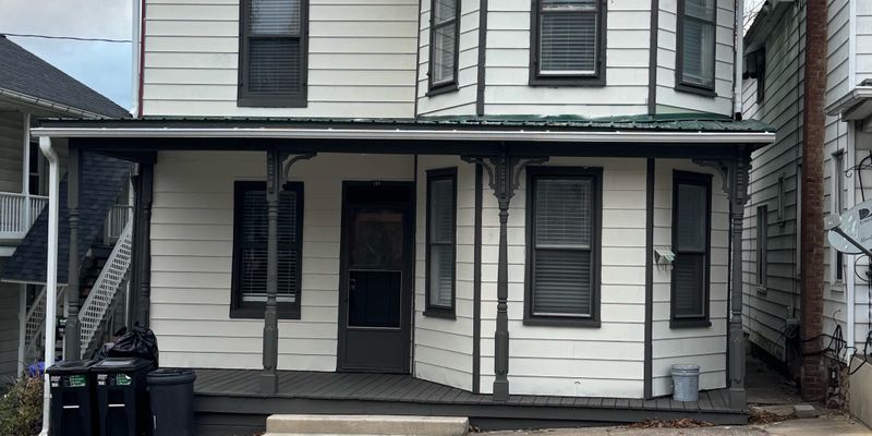 Shippensburg Apartment: 109 E Orange St