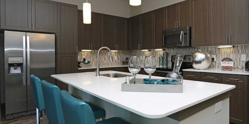 Houston Apartment: 3763 Washington Ave