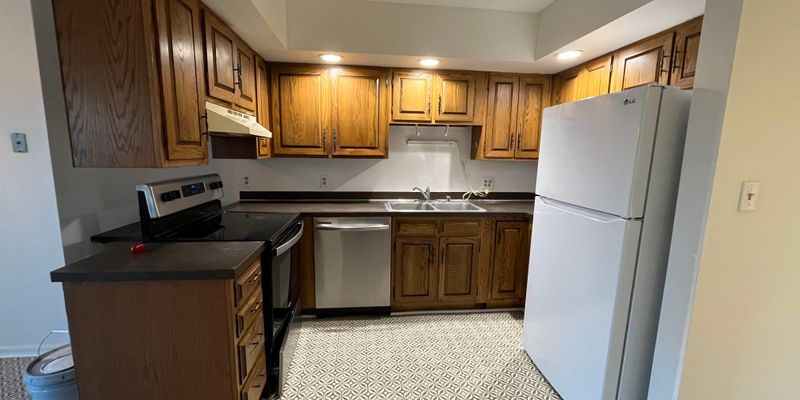 Three Rivers Apartment: 16950 Woodlands Drive
