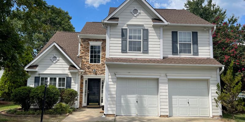 Durham House: 511 N Water's Edge Dr