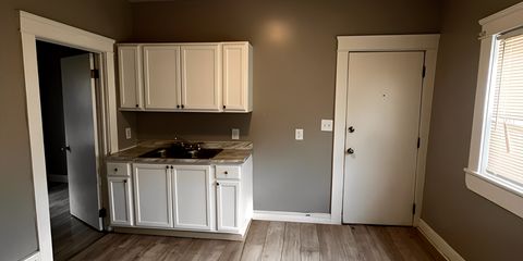 Unit1 - Kitchen - clean.jpg