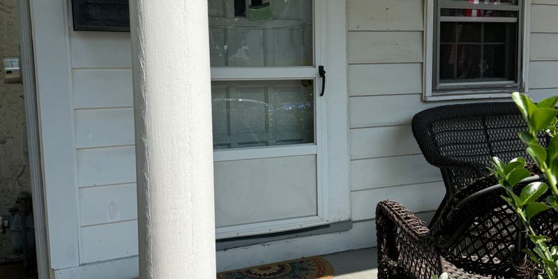 Bristol House: 321 Washington St