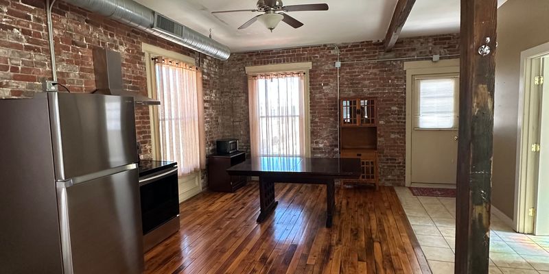 Meriden Apartment: 55 Grove St