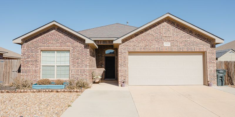 Odessa House: 3906 Oporto St