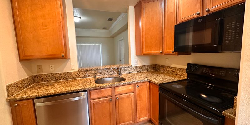 Cape Coral Apartment: 325 SE 23rd Ave