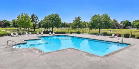 pool 1.jpg