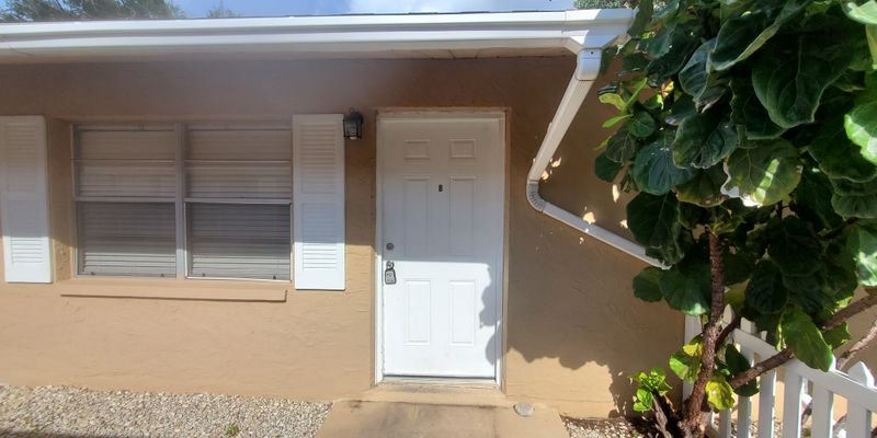Palm Harbor Apartment: 1066 Indiana Ave