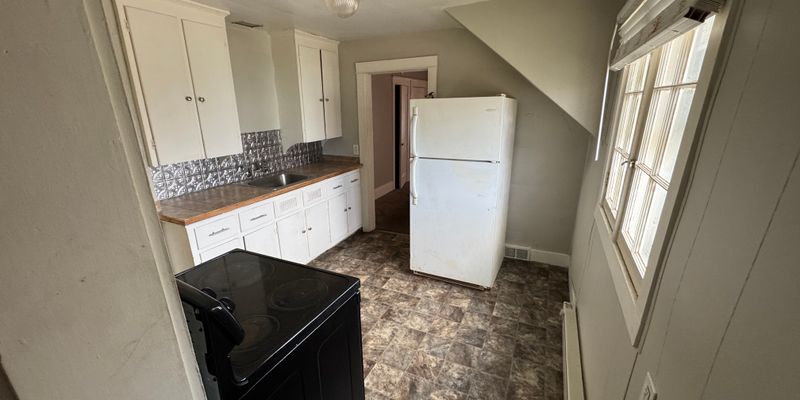 Kalamazoo Apartment: 1803 Portage Street