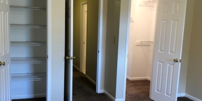 Jacksonville Apartment: 1201 Bretta St