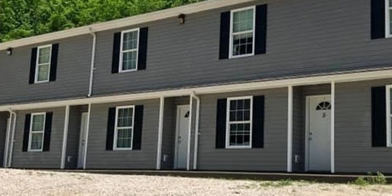 Clearfield Townhome: 164 Barber Rd