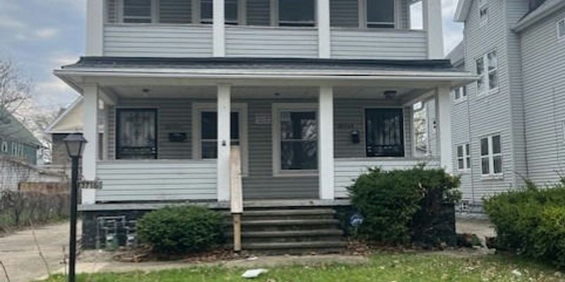 Cleveland Apartment: 13716 Rugby Rd