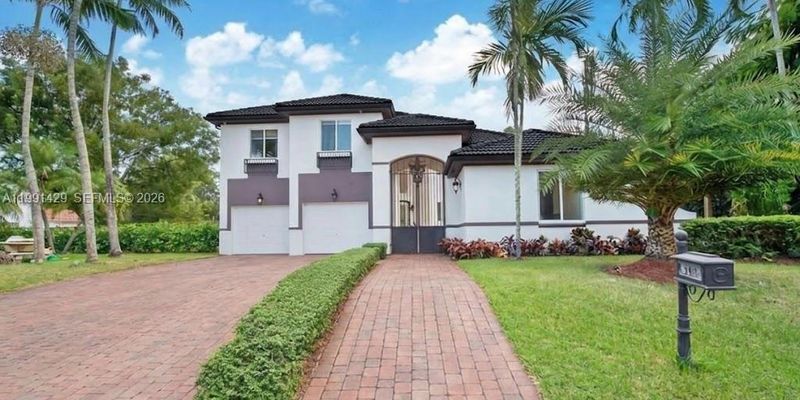 Palmetto Bay House: 8164 SW 171st St #8164