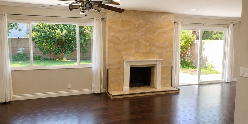 La Mirada House: 16068 Summershade Dr