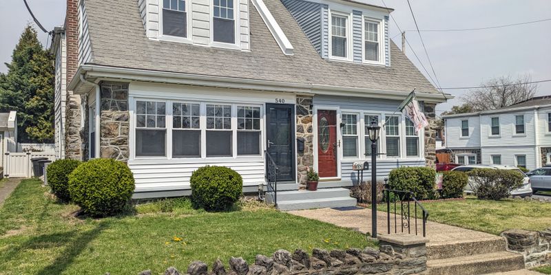 Philadelphia House: 540 Fairthorne Ave