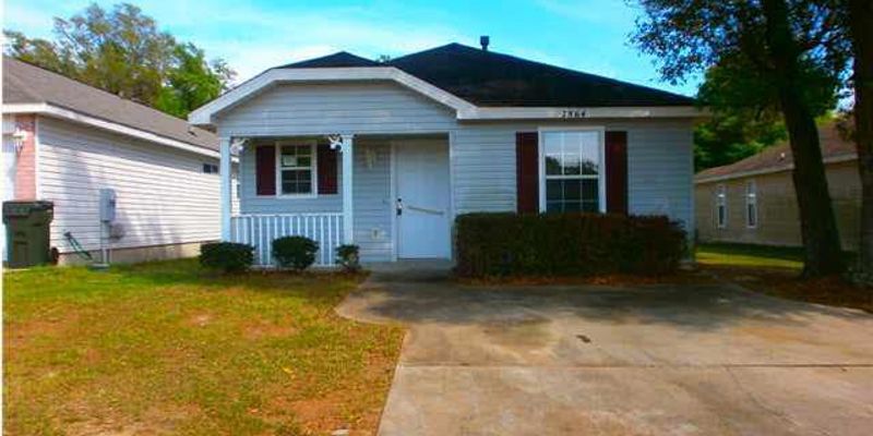 Pensacola House: 7964 Heirloom Dr