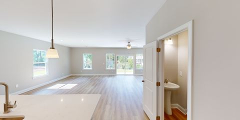 1016-Moen-Loop-Myrtle-Kitchen.jpg