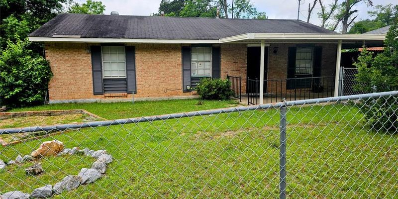 Montgomery House: 3025 Baffin Dr