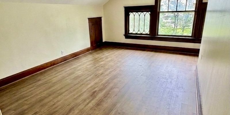 Clarion Apartment: 78 S 7th Ave