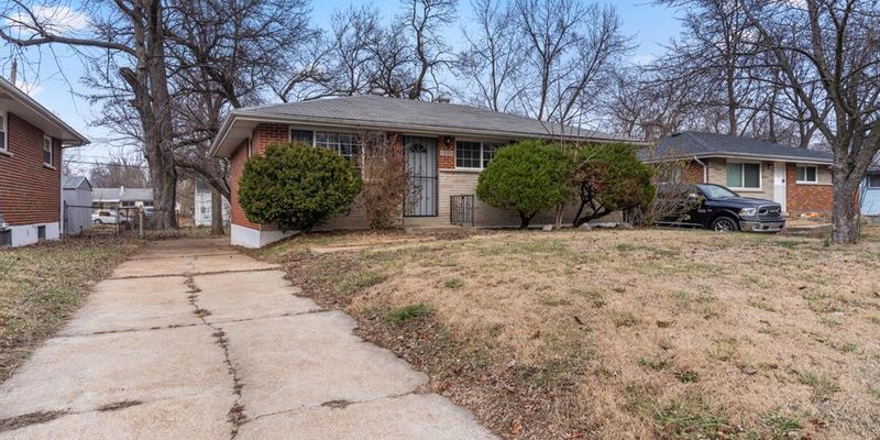 St. Louis House: 1223 Reale Ave