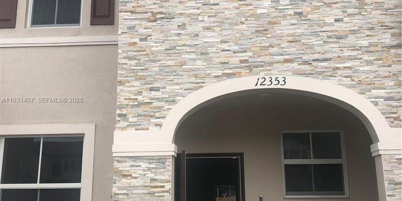 Miami Townhome: 12353 NW 23rd Ct