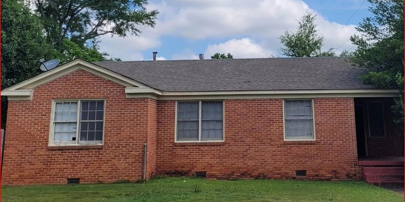 Montgomery House: 703 Federal Dr