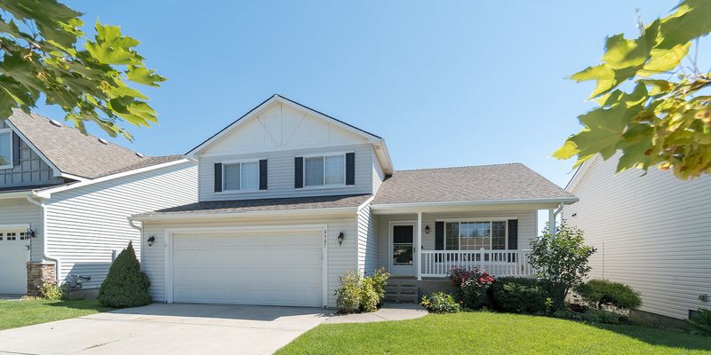 Spokane House: 4307 S Stonington Ln