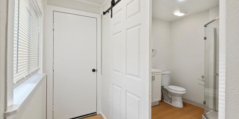 13-013_Bathroom.jpg