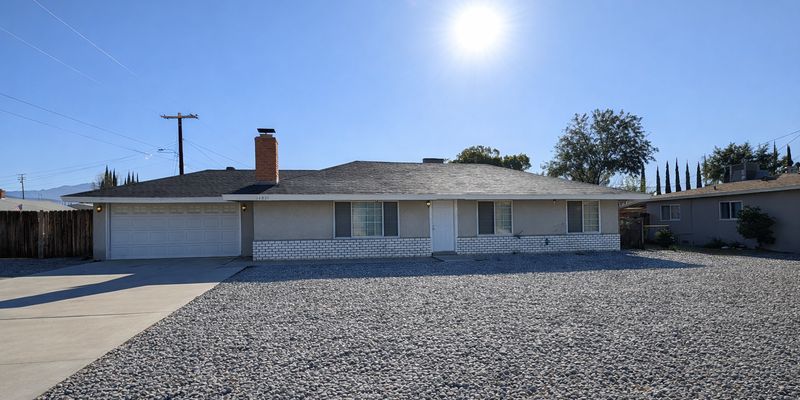 Hemet House: 26820 Cornell St