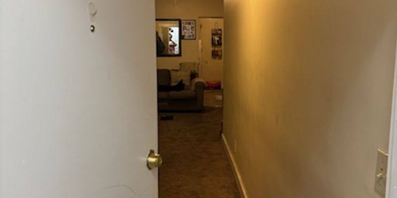 Boston Apartment: 1144 River St