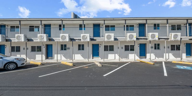 Oklahoma City Apartment: 5800 NW 34th St