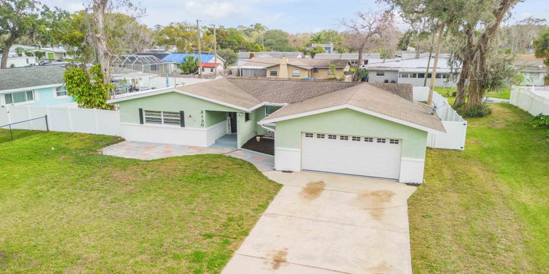 South Daytona House: 2130 Pope Ave