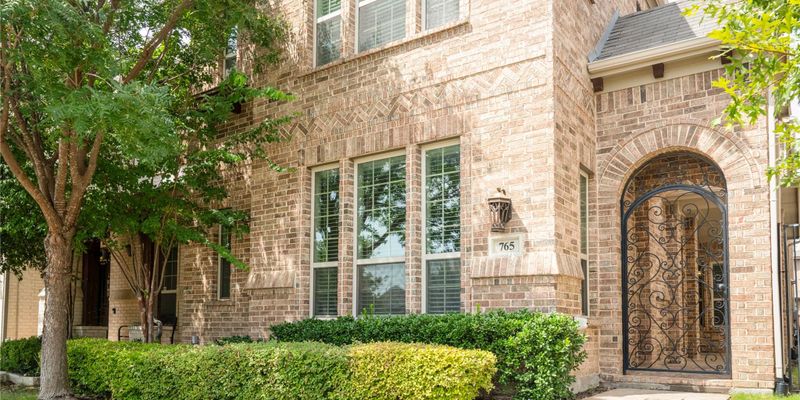 Coppell House: 765 Huntingdon st