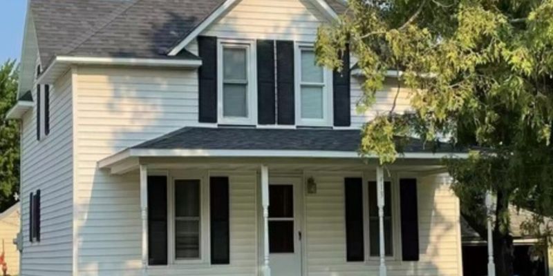 Grand Meadow Apartment: 413 Main St N