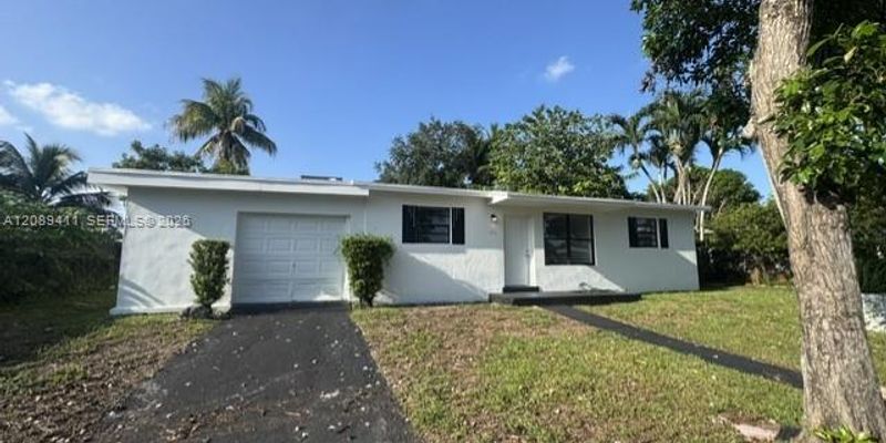 West Park House: 4711 SW 31st Dr