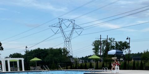 Swimmingpool_2.jpg