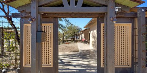 2032 E La Jolla Dr-3.jpg