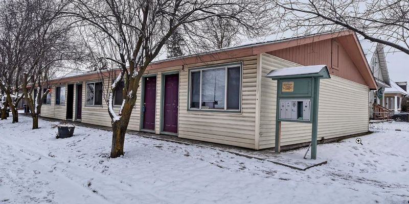 Spokane Apartment: 5217 N Haven St