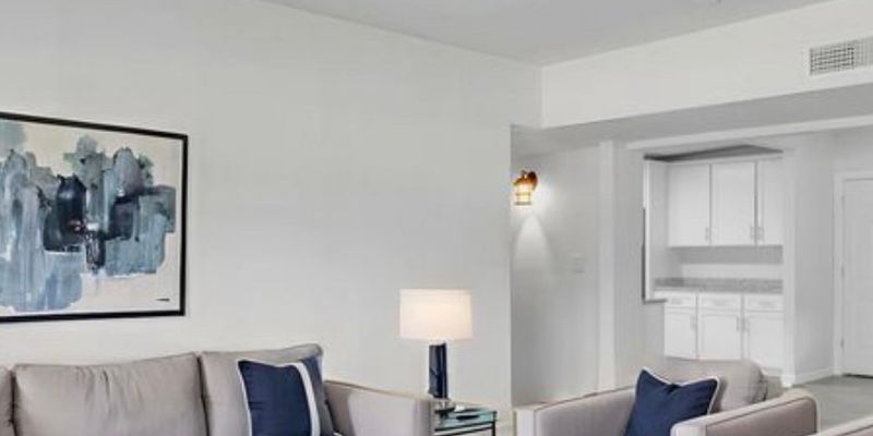 El Paso House: 9412 Beals St