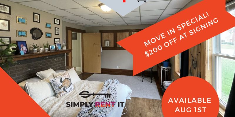 Ames Apartment: 508 Hayward Ave