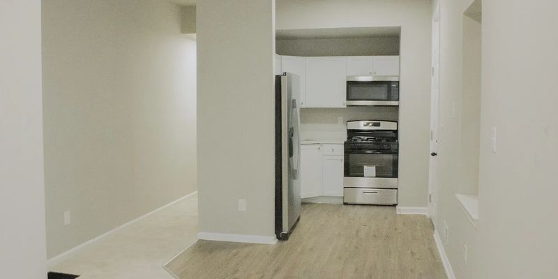 Baltimore Apartment: 50X N Patterson Park Ave