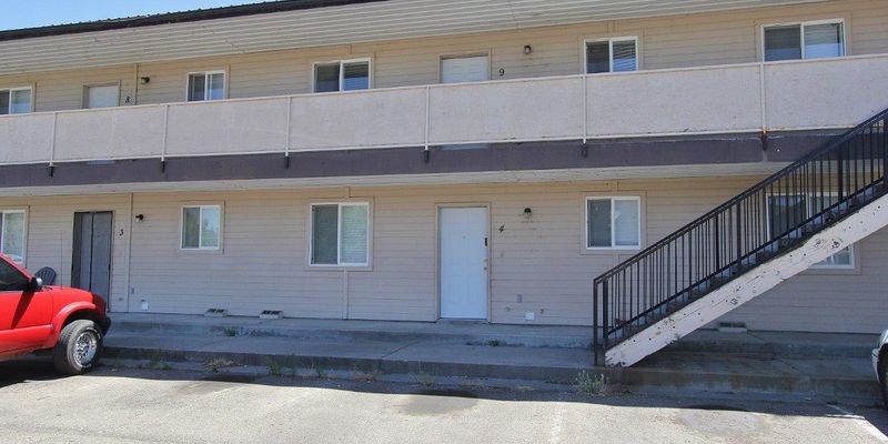 Emmett Apartment: 551 N Moffatt Ave