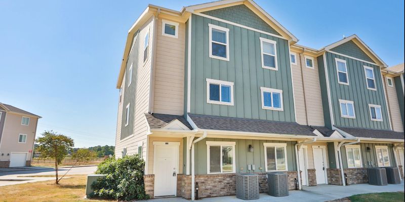 Spring House: 21155 Gosling Road, Unit 11C