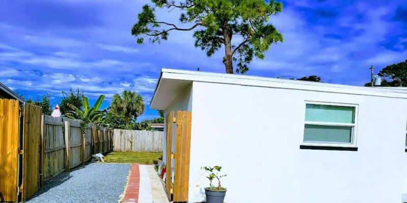 St. Petersburg Multiplex: 6267 Hampton Dr N