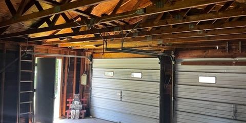garage 1.jpg