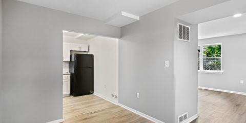 5636 Purdue Avenue_07.jpg