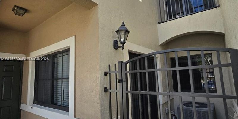 Cutler Bay Apartment: 22401 SW 88th Pl
