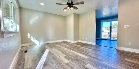 Entry living room.jpeg